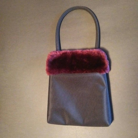 FLASH SALE! Super Cute Mini-Bag, Black, Burgundy Faux-Fur Trim, Firm Handle - Picture 1 of 7